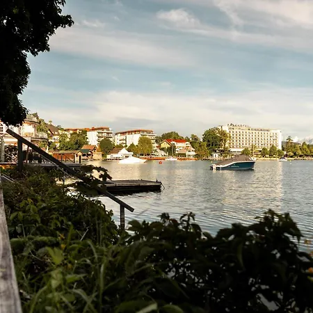 Apartment Z_woerthersee-apartment Mit Privatem Seezugang *