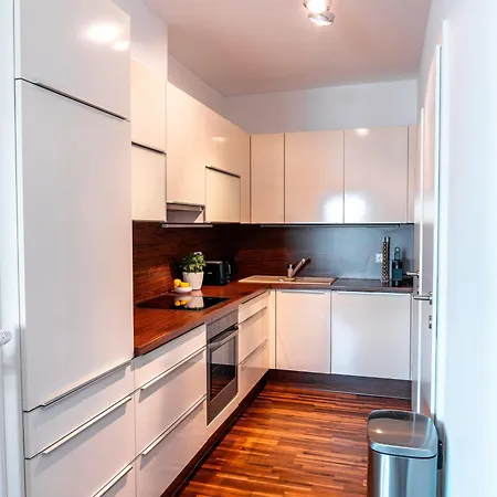 Apartment Z_woerthersee-apartment Mit Privatem Seezugang *