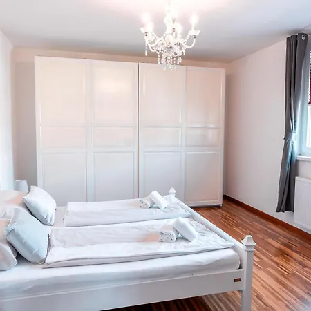 Z_woerthersee-apartment Mit Privatem Seezugang *
